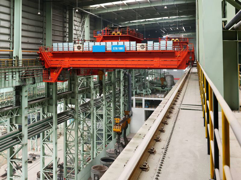 320t四梁铸造起重机